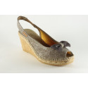 Wedge espadrille with bow