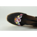 Women espadrilles with bands and Flowers