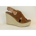 Espadrille compensée avec détail œillet