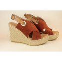 Espadrille compensée avec détail œillet