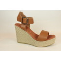 Espadrille en cuir à talon compensé et bride simple